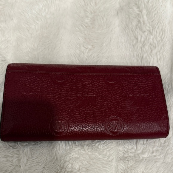 NEW Michael Kors Deep Red Embossed Wallet - Picture 5 of 5